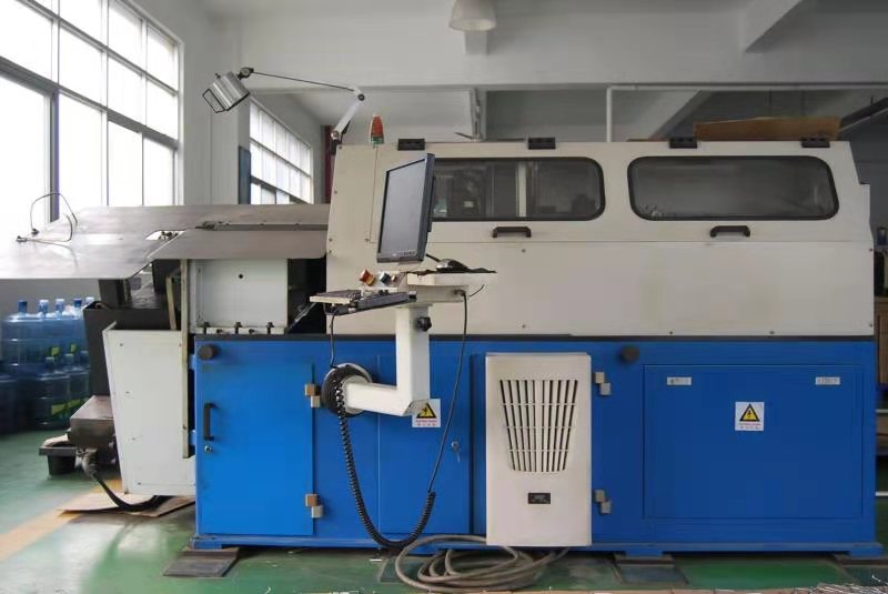 WB系列全自動3D數控鐵線折彎機